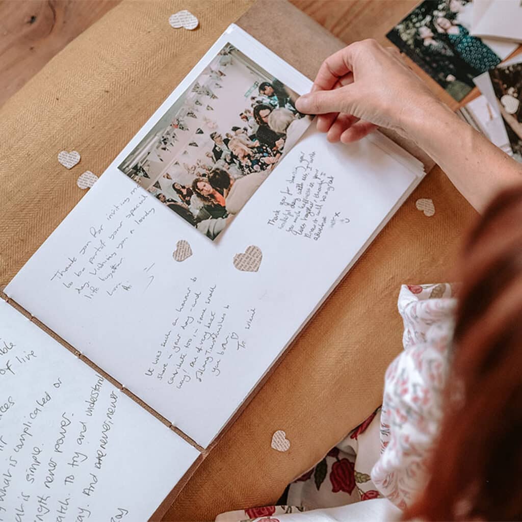 Wedding Memory Book (album / scrapbook)